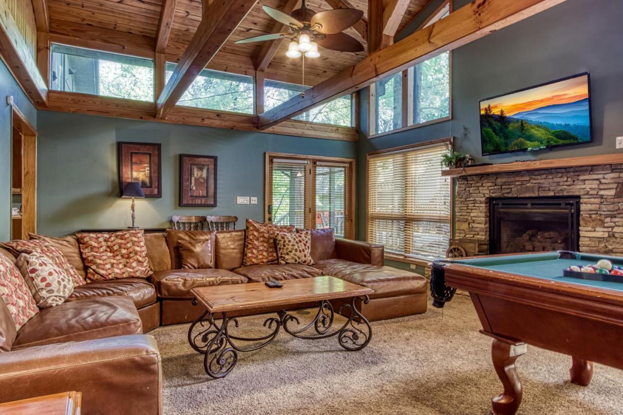 Mountain Lake Lodge, Hot Tub, Theater Room, 1089 Free Tickets Each Paid Day, Dollywood And More セバービル エクステリア 写真