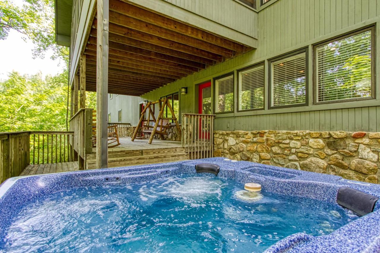 Mountain Lake Lodge, Hot Tub, Theater Room, 1089 Free Tickets Each Paid Day, Dollywood And More セバービル エクステリア 写真