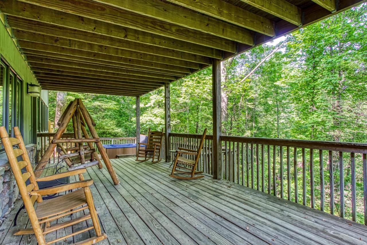 Mountain Lake Lodge, Hot Tub, Theater Room, 1089 Free Tickets Each Paid Day, Dollywood And More セバービル エクステリア 写真
