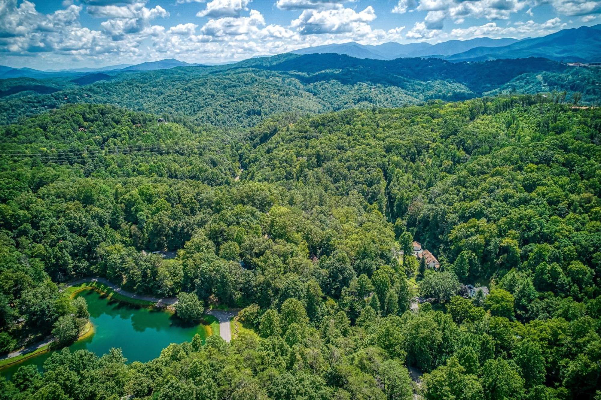 Mountain Lake Lodge, Hot Tub, Theater Room, 1089 Free Tickets Each Paid Day, Dollywood And More セバービル エクステリア 写真